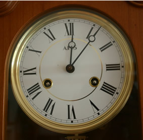 Uhr